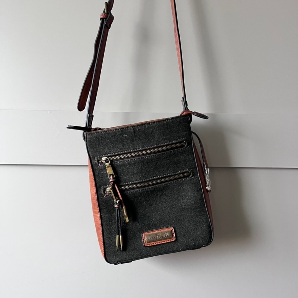 Simply Noelle Crossbody Bag Womens Medium Black Brown Canvas‎ Faux Leather